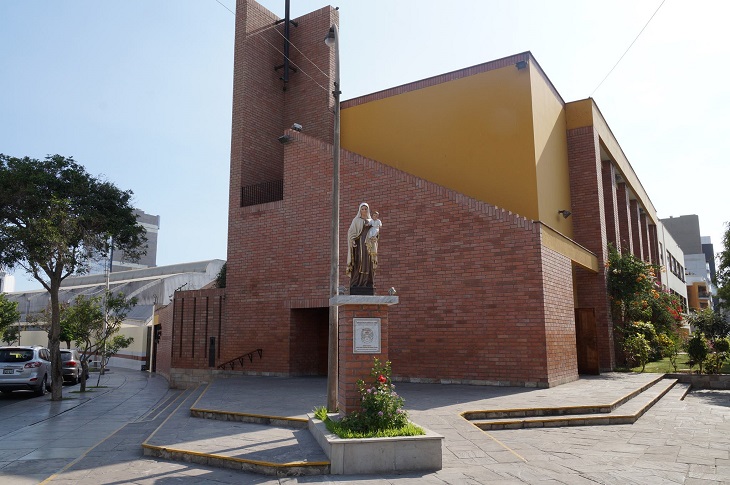  2. Parroquia Carmelitas (Miraflores):